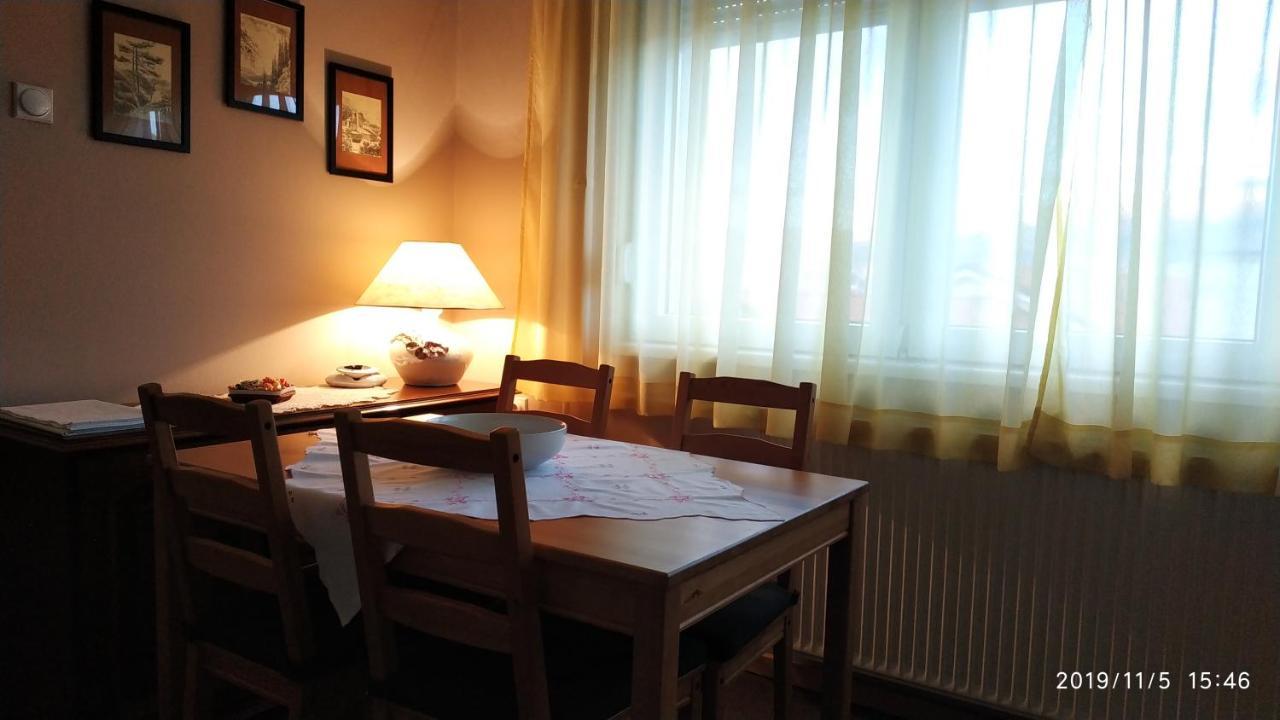 Appartement Apartman Rada à Pirot Extérieur photo